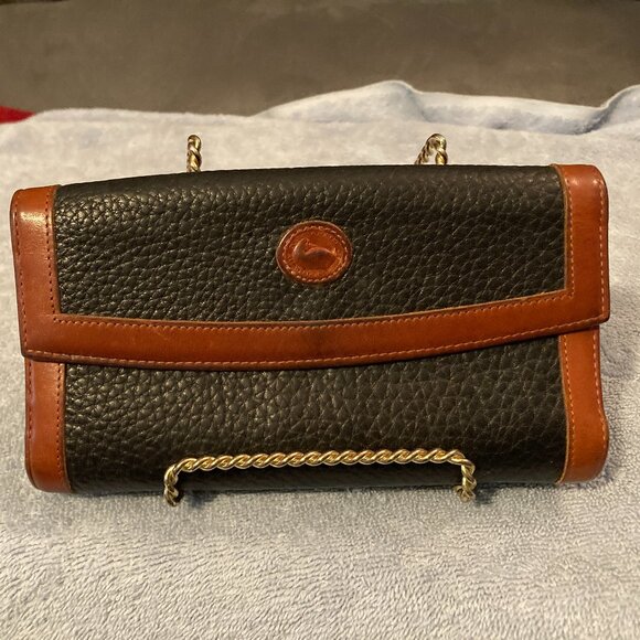 VTG Black/Tan Leather Dooney & Bourke Clutch Wallet-7" L-Good Preowned Cond. - Picture 1 of 11